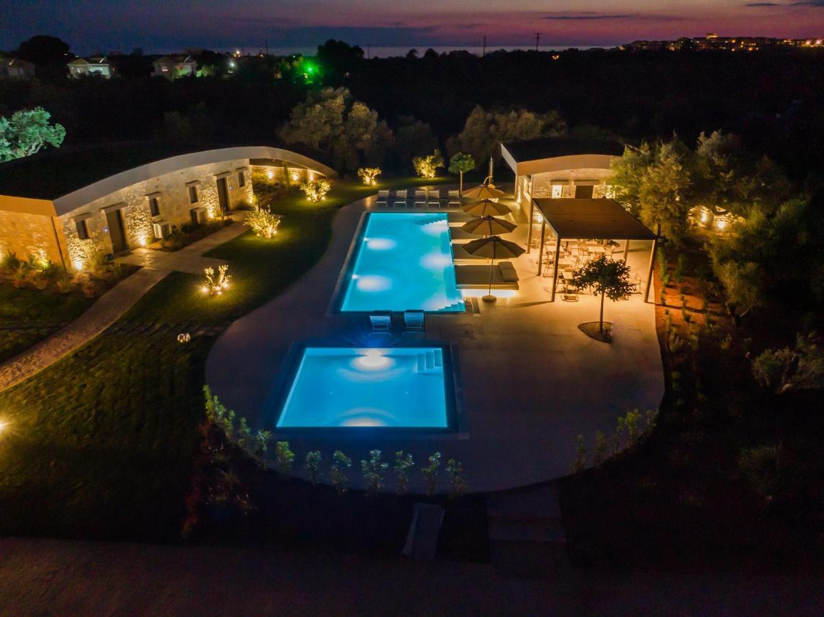 Nestor Luxury Villas With Private Pools Romanos  Bagian luar foto